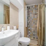 Апартаменти Visit Romana Square Apt. - Metro
