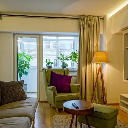 Visit Romana Square Apt. - Metro Апартаменти