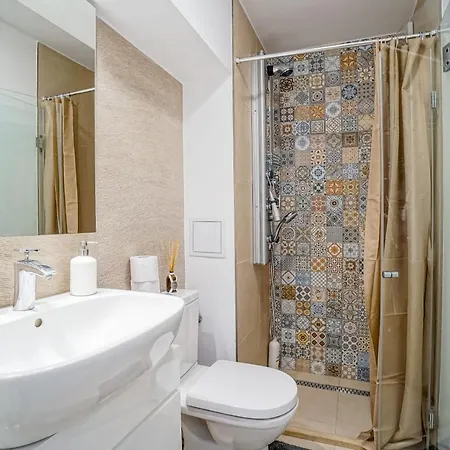 Daire Visit Romana Square Apt. - Metro