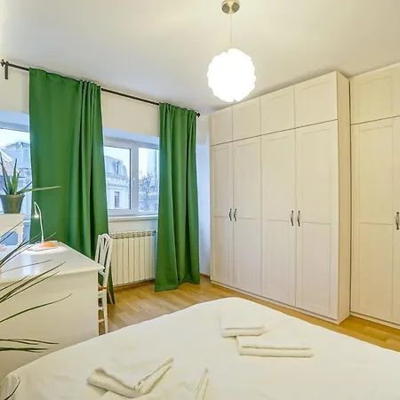 Apartmán Visit Romana Square Apt. - Metro Bukurešť