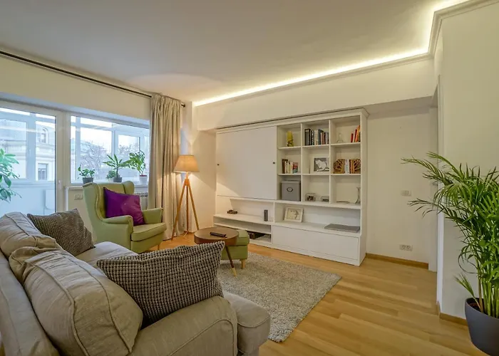 Visit Romana Square Apt. - Metro Bukarest